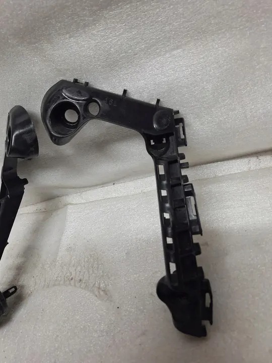 TOYOTA COROLLA E21 Scivolo Paraurti Destro image 2