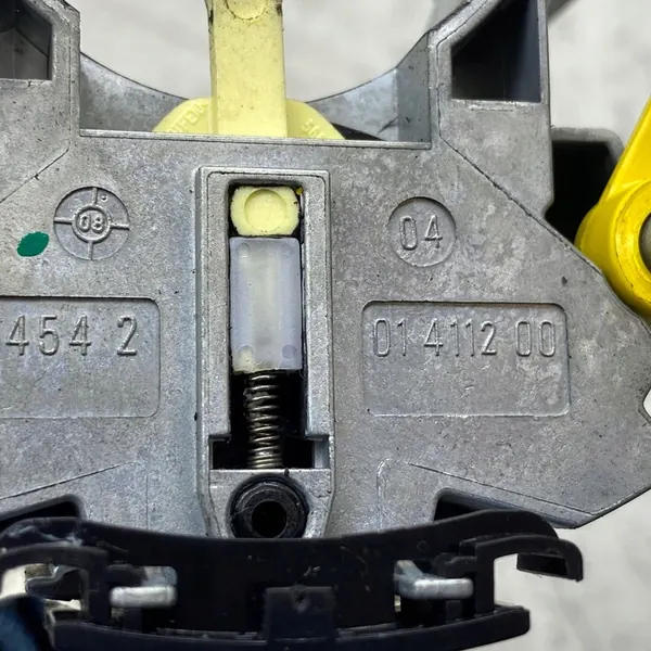 Chrysler 300C 2007 Interruptor de Sinal 0025428018 image 9