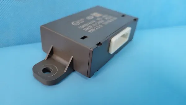 PDC-sensorstyrningsmodul OEM 704000161AA image 5