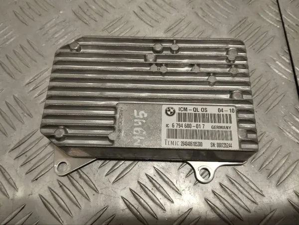 Module suspension air BMW X5 E70 OEM 6794680 image 2