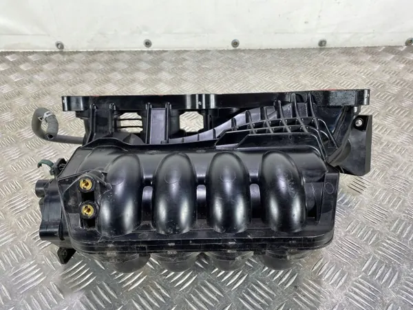 Gebrauchtes Honda OE Ansaugkrümmer OEM K1AA074 image 5