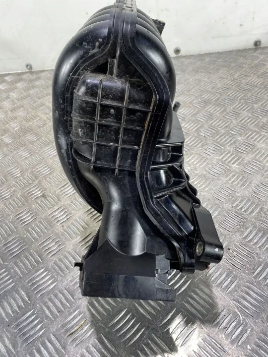 Gebrauchtes Honda OE Ansaugkrümmer OEM K1AA074 image 7