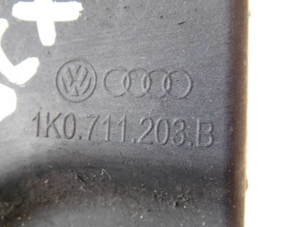 Vaihteen vaihtokahva Golf V Altea A3 8P 1.9TDI image 3