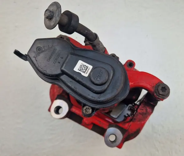 Pinças de Travão OEM A1664214098 Dianteiras e Traseiras image 4