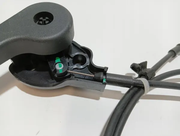 Hyundai IONIQ motorhuve öppningsdrag OEM 16-21 image 3