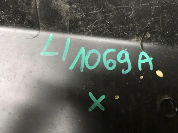 Front Left Door Trim Jeep Renegade image 8