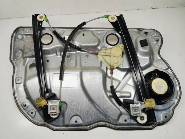 VW bakre höger dörr fönsterregulator OEM 6Q0837138 image 5
