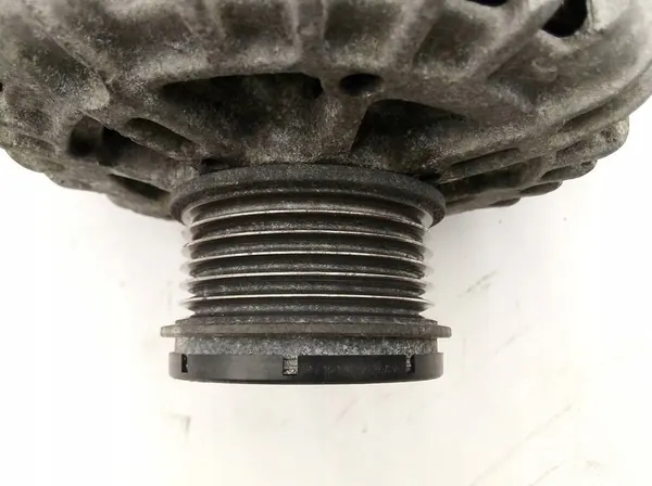 Opel Insignia A Alternaattori 13588306 image 2