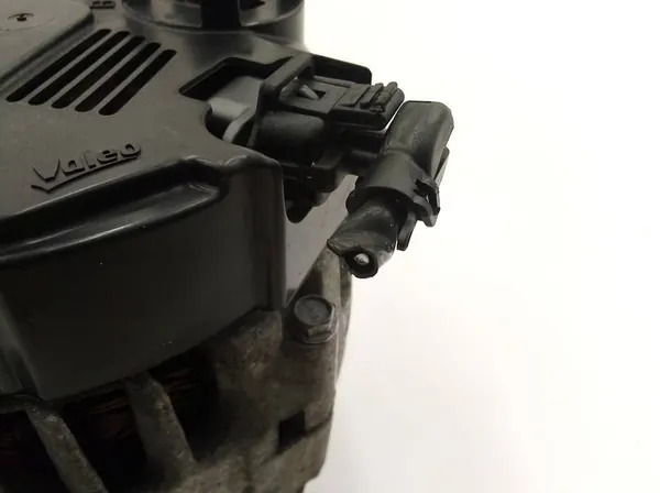 Opel Insignia A Alternaattori 13588306 image 4