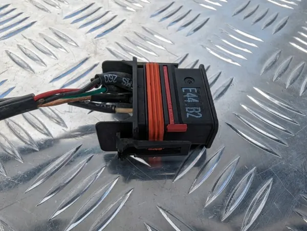 Capteur de Suralimentation & Température OEM 2077109 image 3