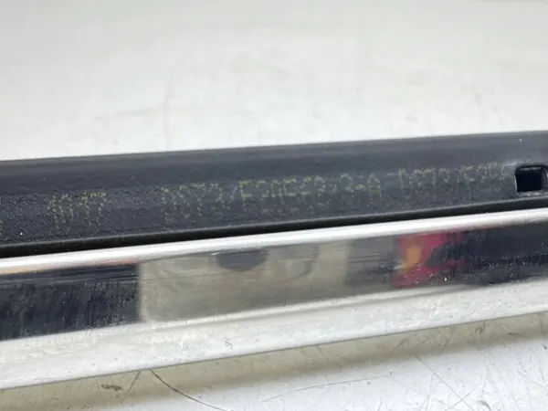 Ford Fusion II achterruitlijst OEM DS73F2056273A image 4