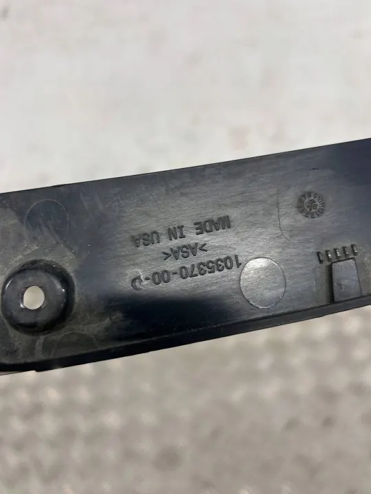 Tesla Model X kojetaulun valojuova OEM 103537000D image 10