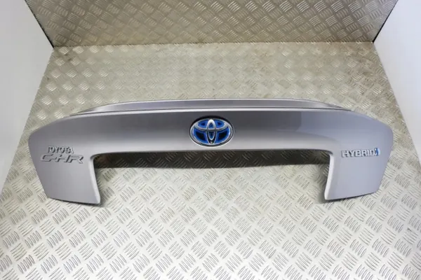 Toyota C-HR Kofferbakklep Strip OEM 76811-F4010 image 2