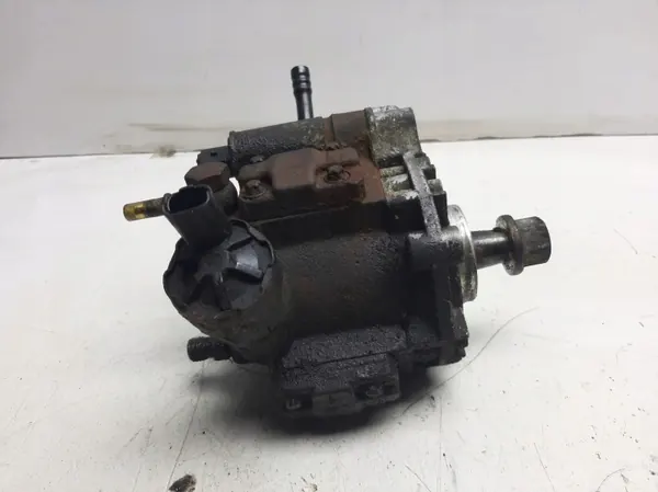 OEM 7106485 insprutningspump för Peugeot Citroen image 2