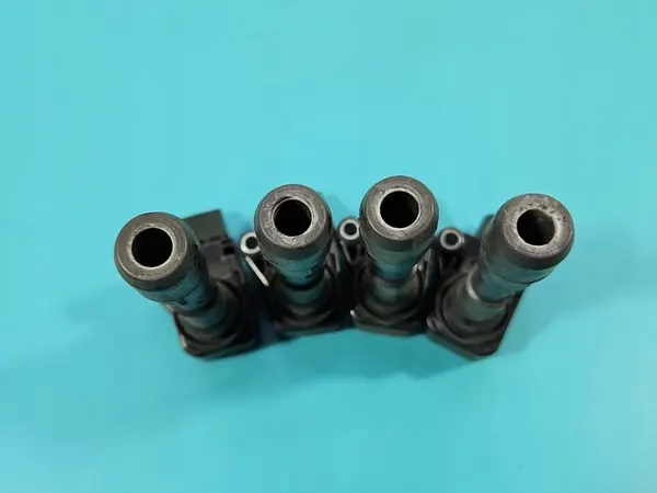 Bobina de ignição Audi A5 2.0 TFSI OEM 06L905110C image 3