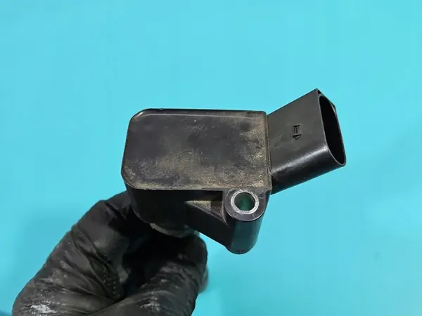 Bobina de ignição Audi A5 2.0 TFSI OEM 06L905110C image 4