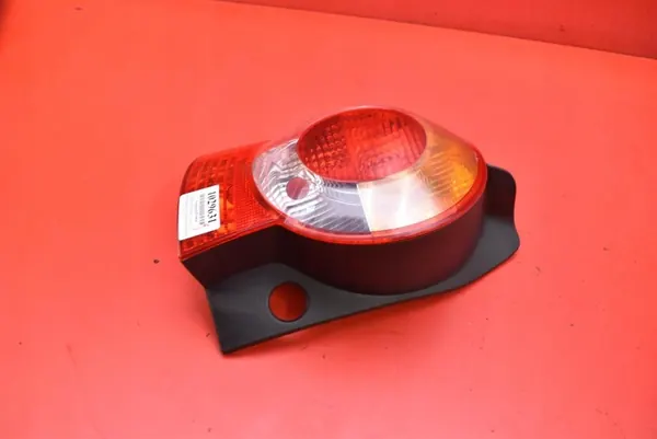 Luz Trasera Izquierda 8200538786 Renault Modus 04-07 image 2