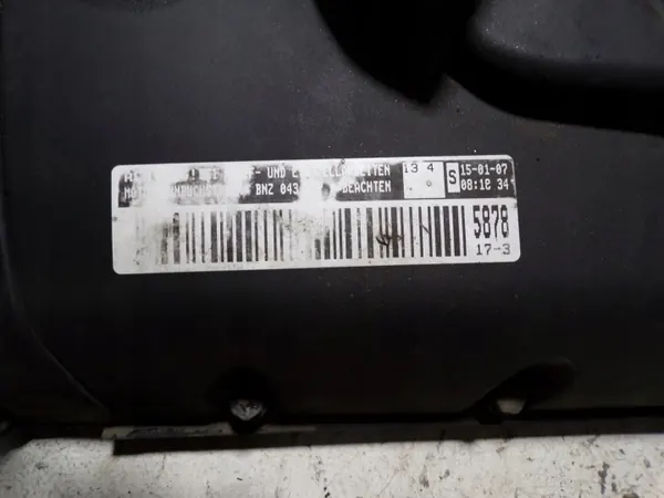 Cubierta de seguidor de levas OEM 070103469B VW T5 image 3