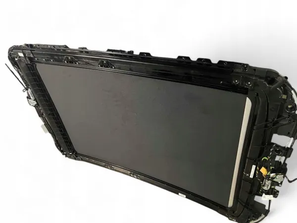 Audi Q7 2017 Kattoikkuna OEM 4M0877041B - Käytetty image 8
