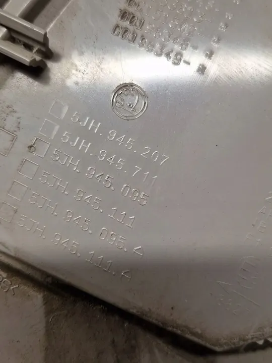 LÁMPARA TRASERA IZQUIERDA SKODA RAPID 2017-2019 image 4