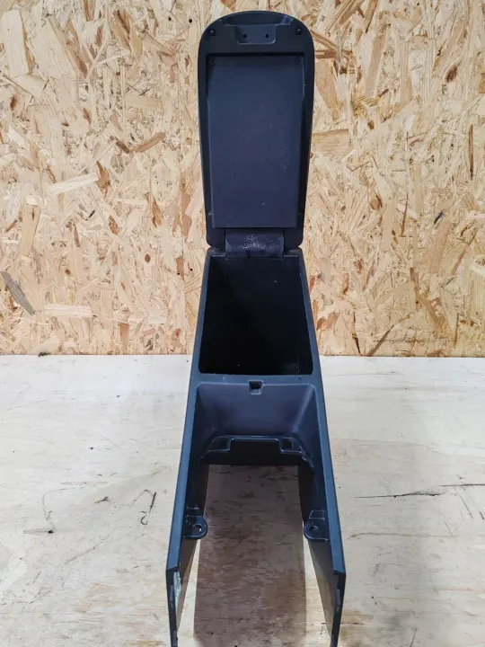 Mittentunnels armstöd Toyota Auris I 07-09 OEM image 6
