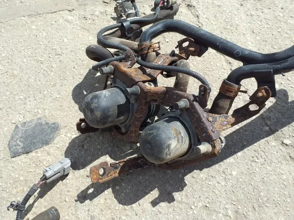 Pompe à air secondaire Toyota OE 17610-0S010 image 3
