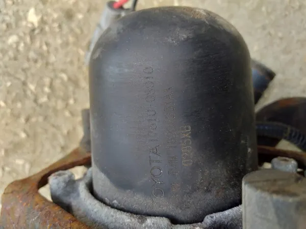 Pompe à air secondaire Toyota OE 17610-0S010 image 4