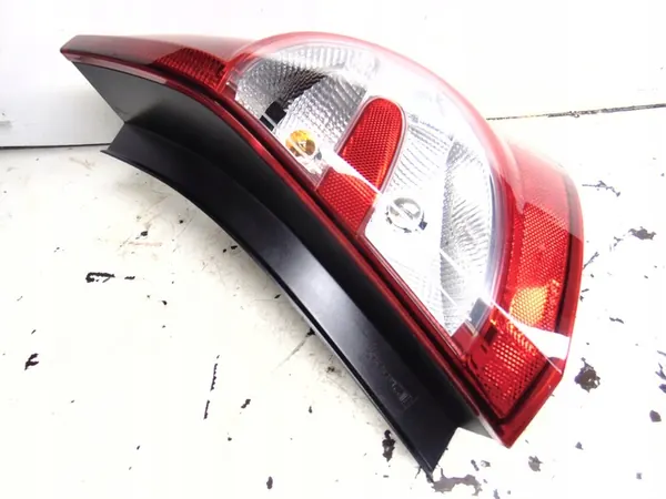 Dacia Sandero 08-13 Lámpara Trasera Derecha image 6