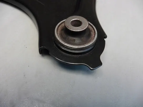 Braccio di Controllo Sinistro Renault Twingo III OEM A453 image 4