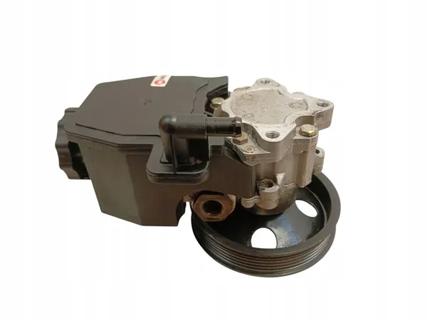 Servostyrningspump Mercedes C W203 A0024668401 image 4