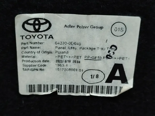 Toyota Yaris IV Heckkofferraumablage OEM 64330-0D640 image 5