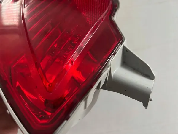 Mazda CX-5 2012-2014 achter linker mistlamp OEM KD53-51660 image 5