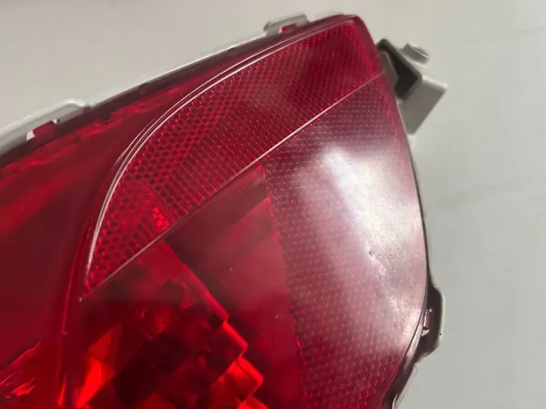 Mazda CX-5 2012-2014 achter linker mistlamp OEM KD53-51660 image 7