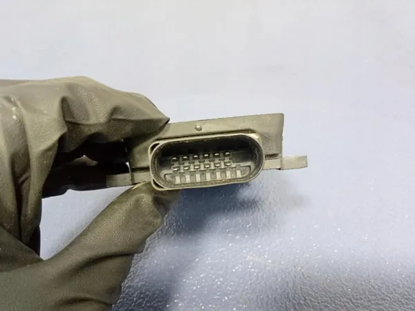 Audi SQ8 Q8 körfältsassistent radar OEM 4N0907566AM image 4