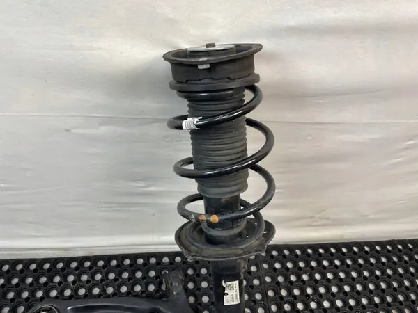 Fjädringsarm höger OEM 5QF413031BF Audi Q3 II image 3