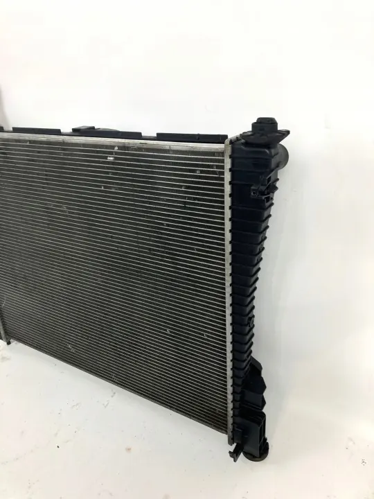 Radiateur & Ventilateur Dodge Durango 5.7 OEM 52014787AC image 3