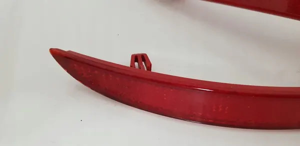 SKODA SUPERB II Vasemman Puskureflektori 3T9945105 image 4