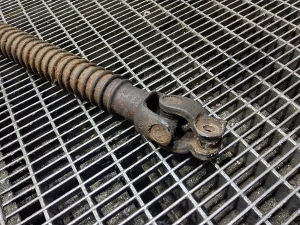 Suzuki Jimny Lenksäulenkreuz OEM SKE57742 image 4