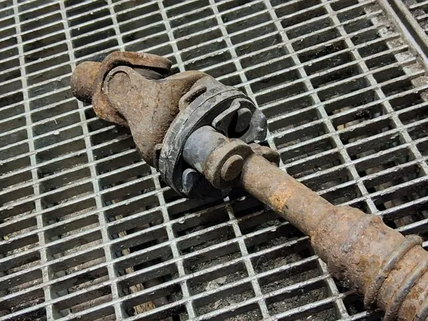 Suzuki Jimny Lenksäulenkreuz OEM SKE57742 image 5