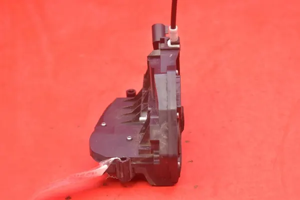 Vordertürschloss Links Volvo S60 II 10-13 OEM 31349870 image 4