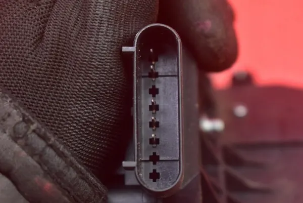 Vordertürschloss Links Volvo S60 II 10-13 OEM 31349870 image 7