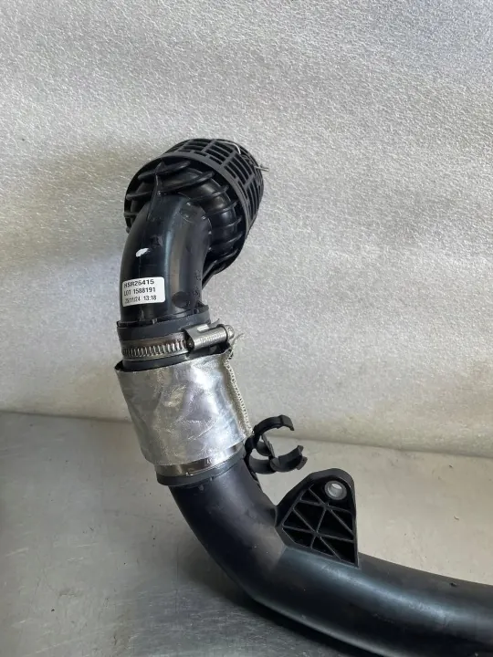 Intercooler-putki OEM 144605770R Renault Traficille image 3
