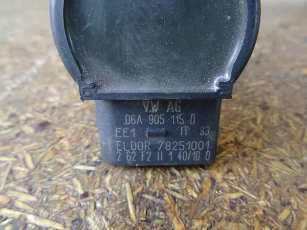 Bobina de ignição AUDI A3 S3 8L TT 8N GOLF IV 06A905115D image 7