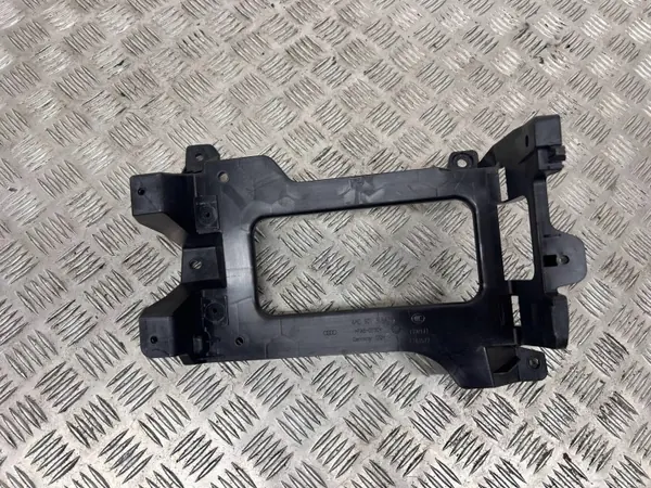Support ampli Audi Q7 4M OEM 4M0907348D image 5