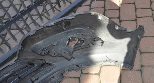 Parachoques delantero Opel Mokka A 12-15 image 9