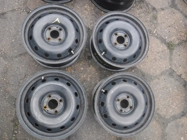 4 Stahlfelgen RENAULT 6.0" x 15" 4x100 ET 50 image 2