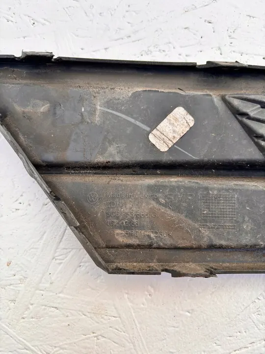 Griglia paraurti anteriore sinistra VW Jetta 5C6853665 image 9