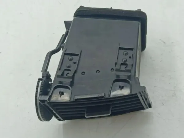 Infiniti FX dashboard luchtroostergril OEM 68761CG000 image 6
