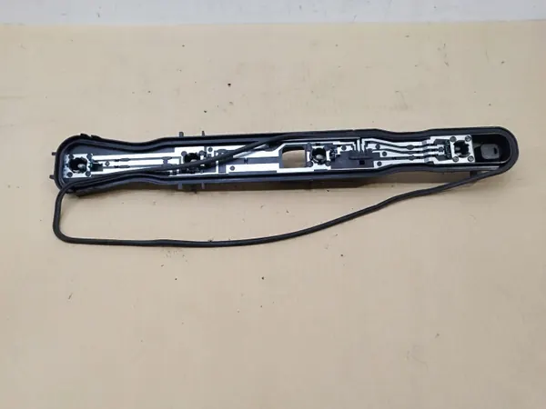 Takavalaisimen Lisäosa Oikea/Vasen OEM 89038145 image 2