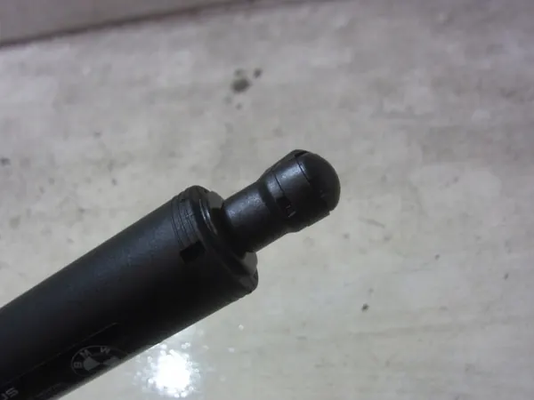 BMW 3 F34 GT kofferbakactuator links OEM 51247298983 image 3